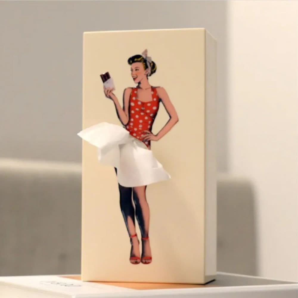 Rektangulär näsduksbox med illustrerat dansmotiv