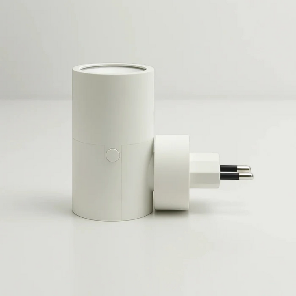 Cylindrisk LED-vägglampa med integrerad kontakt och dag- och nattsensor