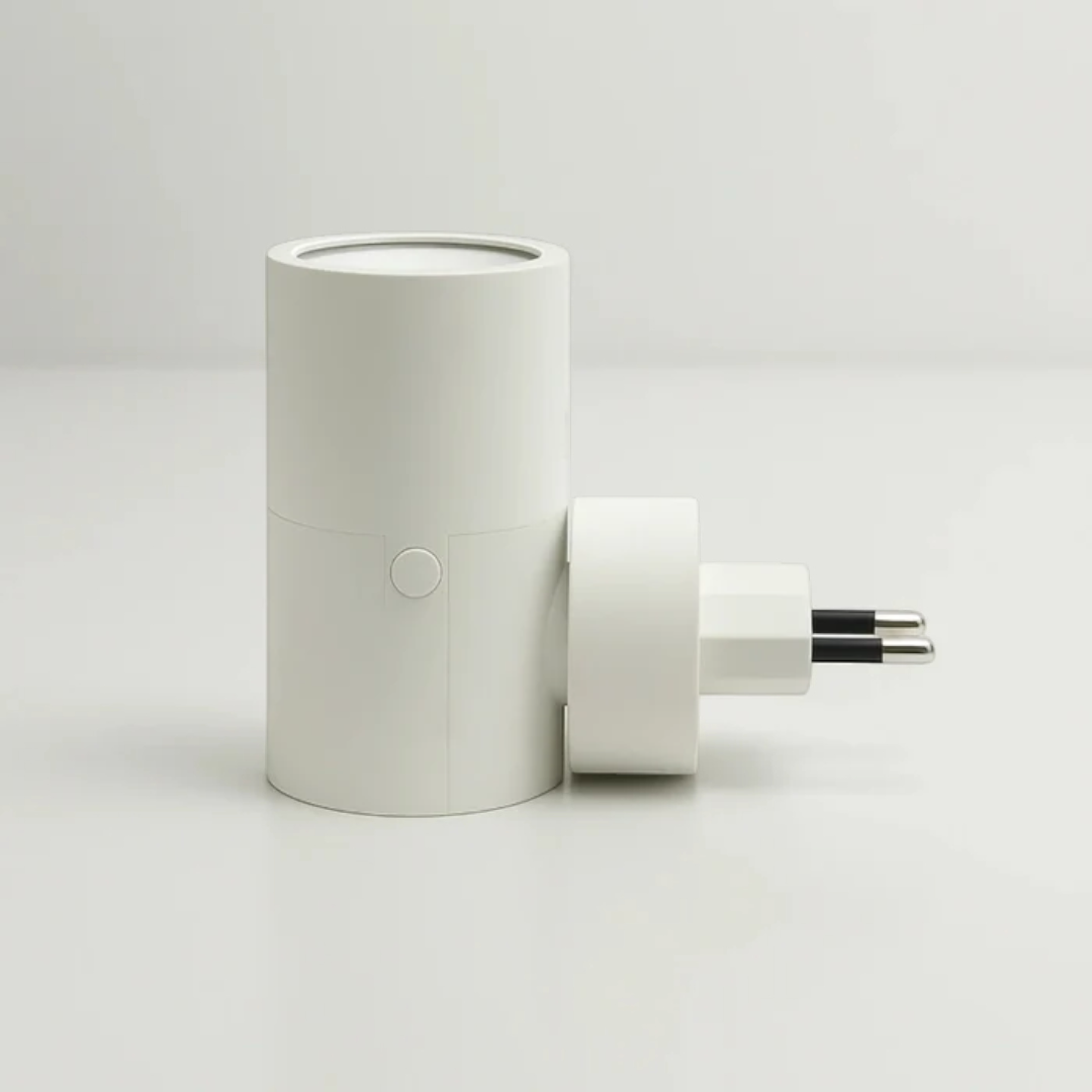 Cylindrisk LED-vägglampa med integrerad kontakt och dag- och nattsensor