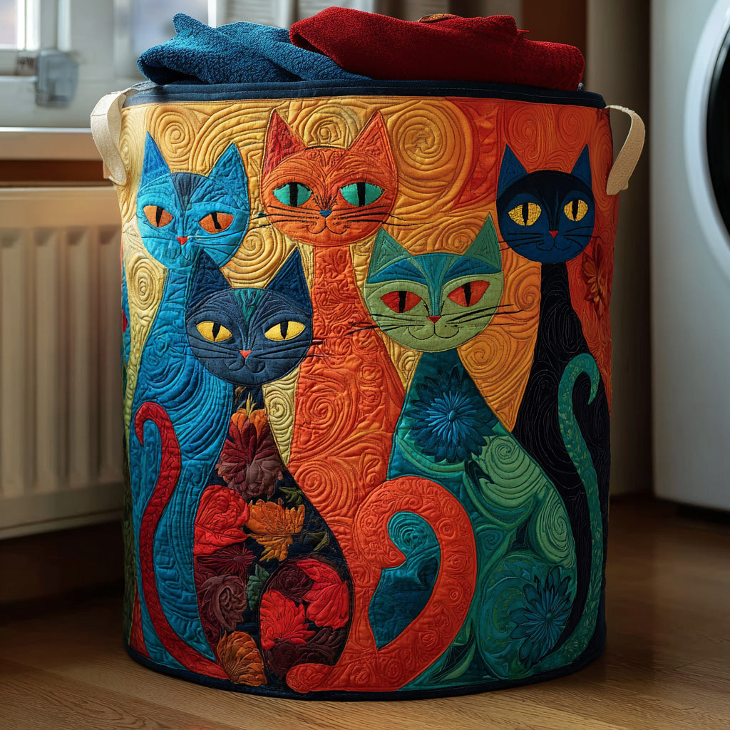 Quiltad tvättkorg med kattmotiv, blommor och sidhandtag