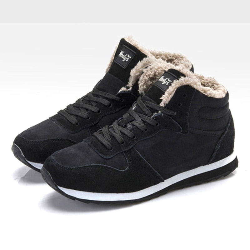 Sneakerboots med snörning, fodrade skaft och kontrasterande sportig sula