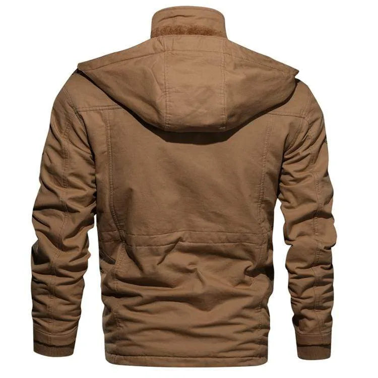Parka med fleecefoder, huva och flera fickor