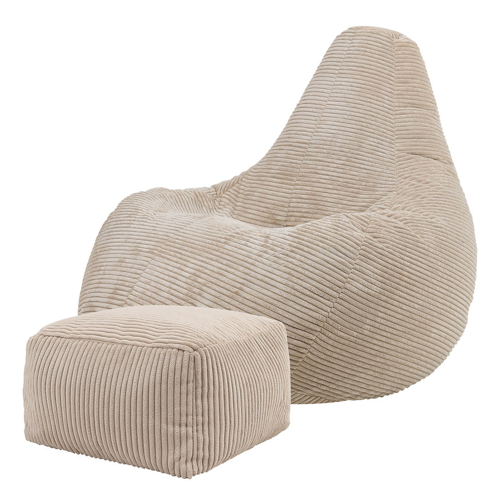 Beige sittpuff med hög rygg och räfflad klädsel