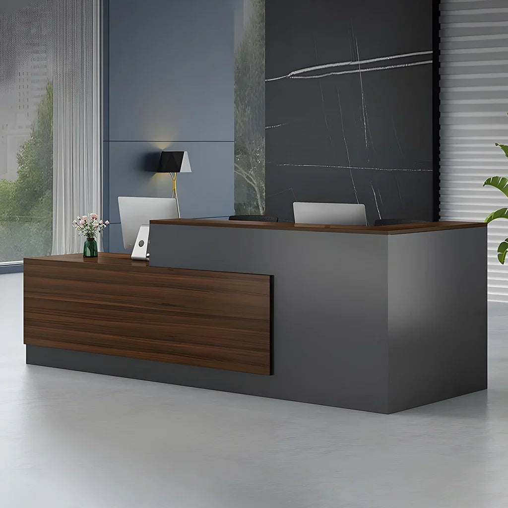 L-formad receptionsdisk med träeffekt och avskärmande frontpanel