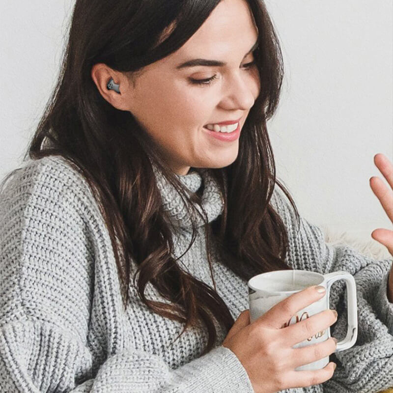 tradlose_in-ear_hovedtelefoner_med_ipx5_vandtaethed_6