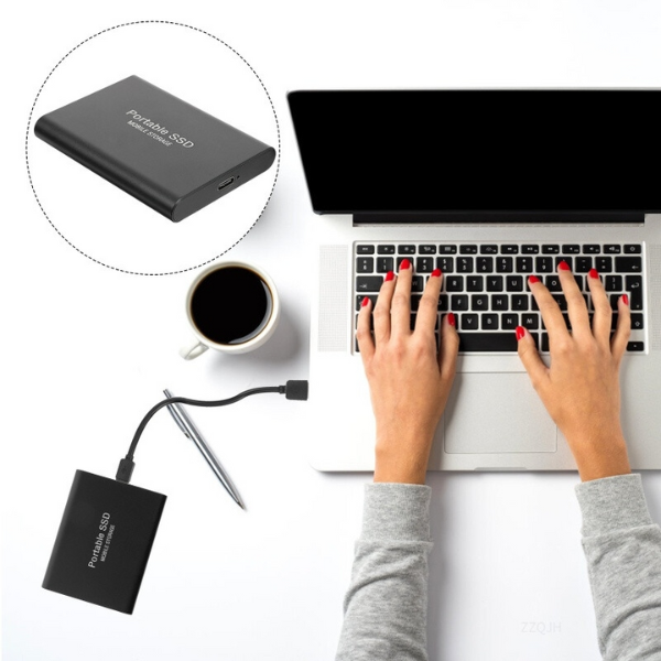 Bärbar extern SSD-enhet med USB-kabel