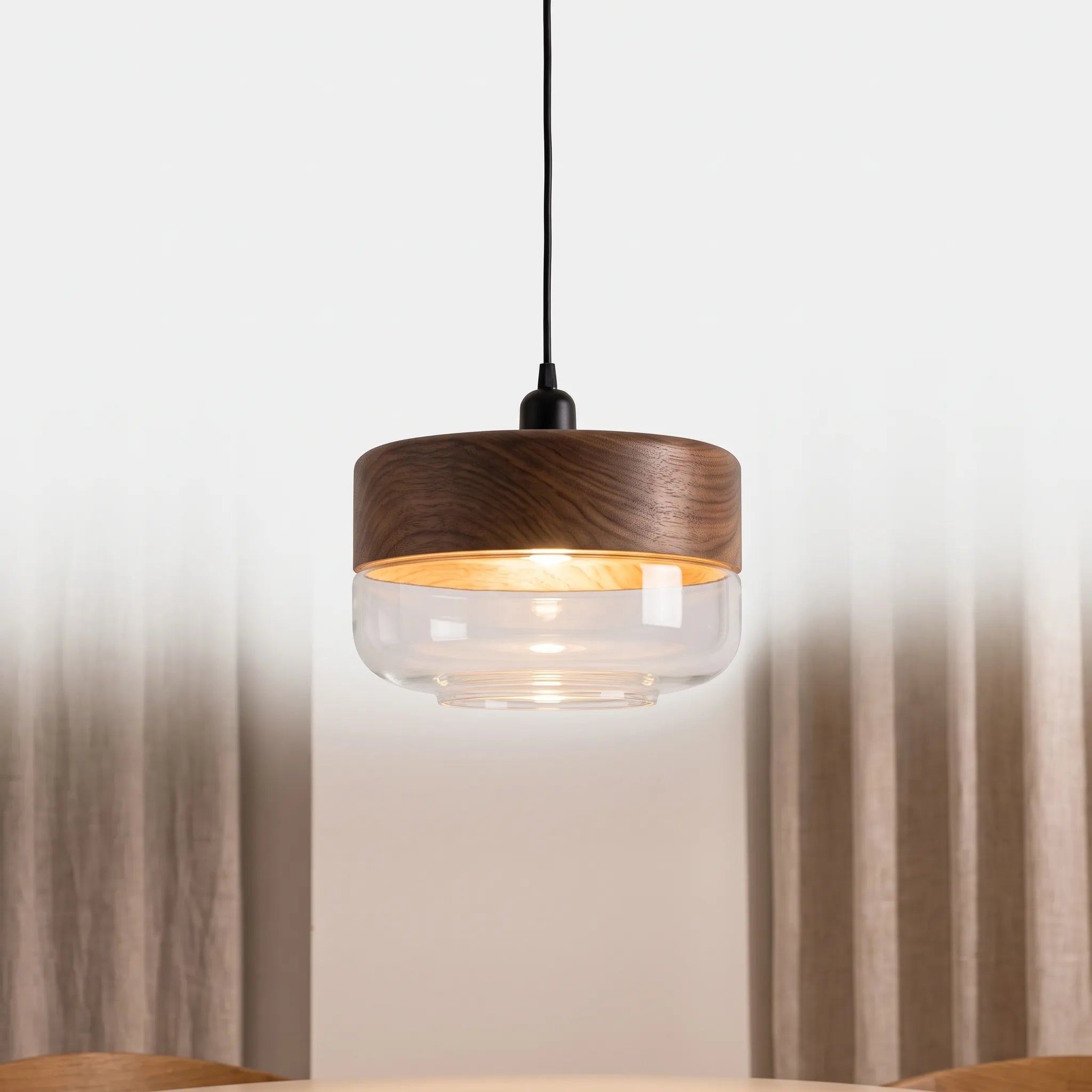 Vimmera  - Minimalistisk Skandinavisk Formgiven Pendellampa Belysning Över Matbord