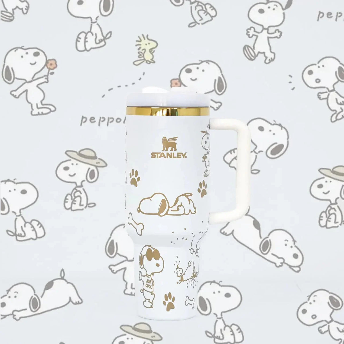 Termosmugg med handtag, Snoopy-motiv och tätslutande lock
