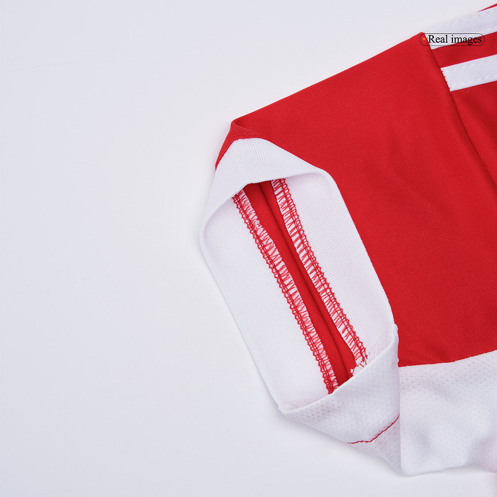 Rött Bayern München fotbollsställ för barn med tröja och shorts
