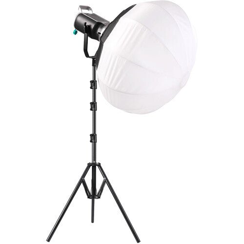 Svart LED-videolampa med vit lanternsoftbox på stativ