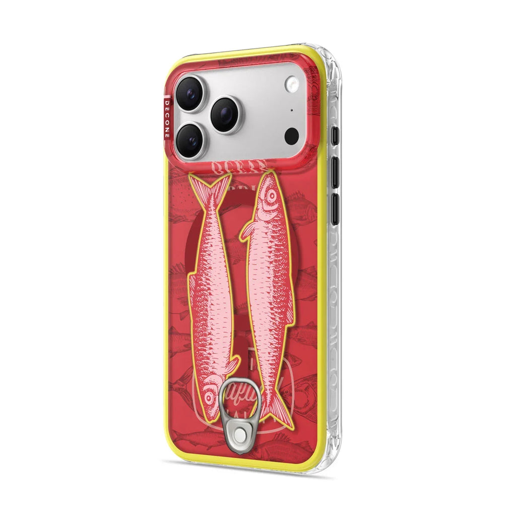 Transparent iPhone-skal med rött fiskmotiv, gul kant och ringhållare