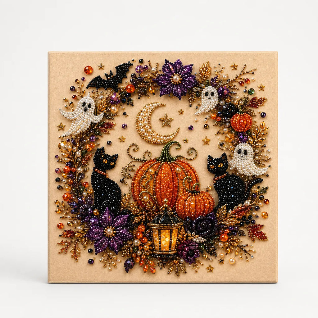 Pärlpysselkit med Halloweenmotiv av spöken, pumpor, katter och lykta